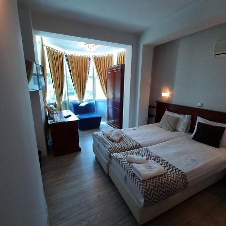 Su Hotel Ohrid Esterno foto